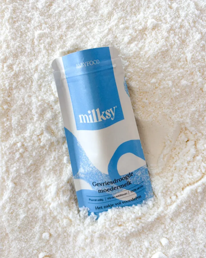 Milksy-zakje met gevriesdroogde moedermelk